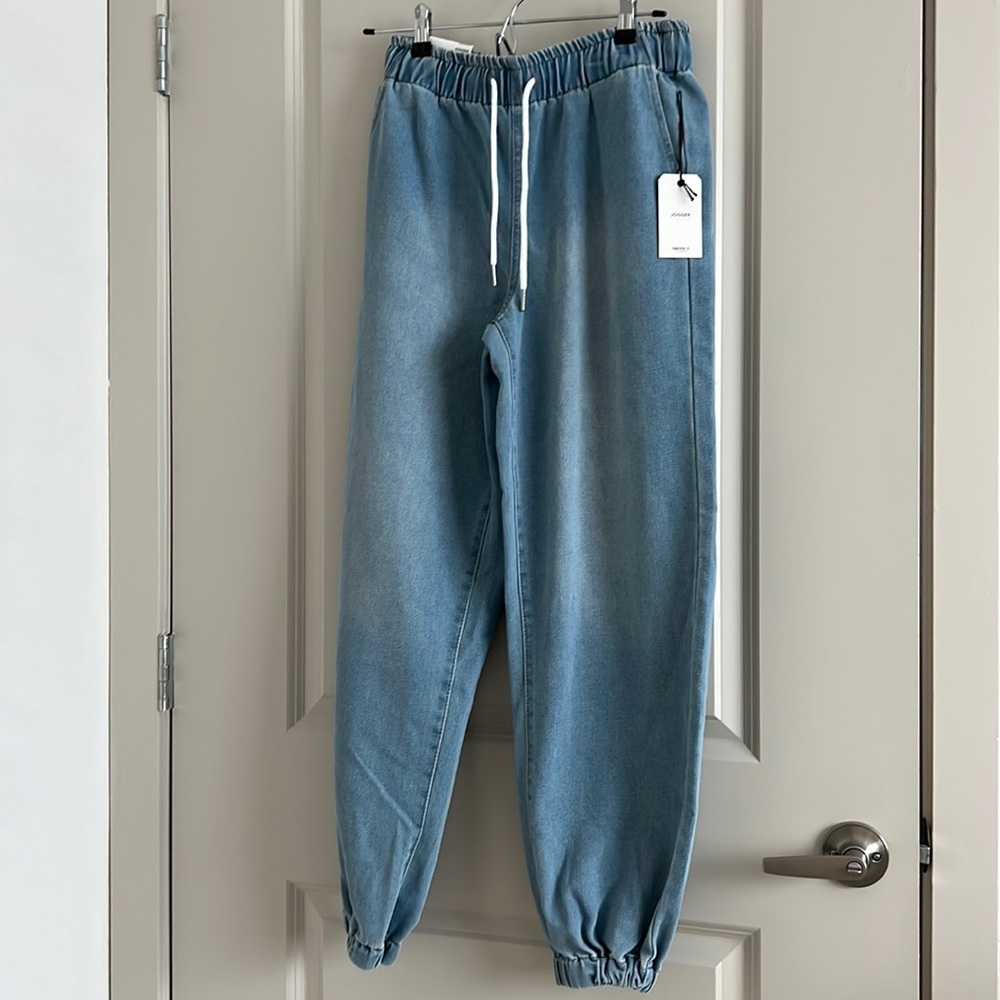 Forever 21 Denim Jogger - NWT